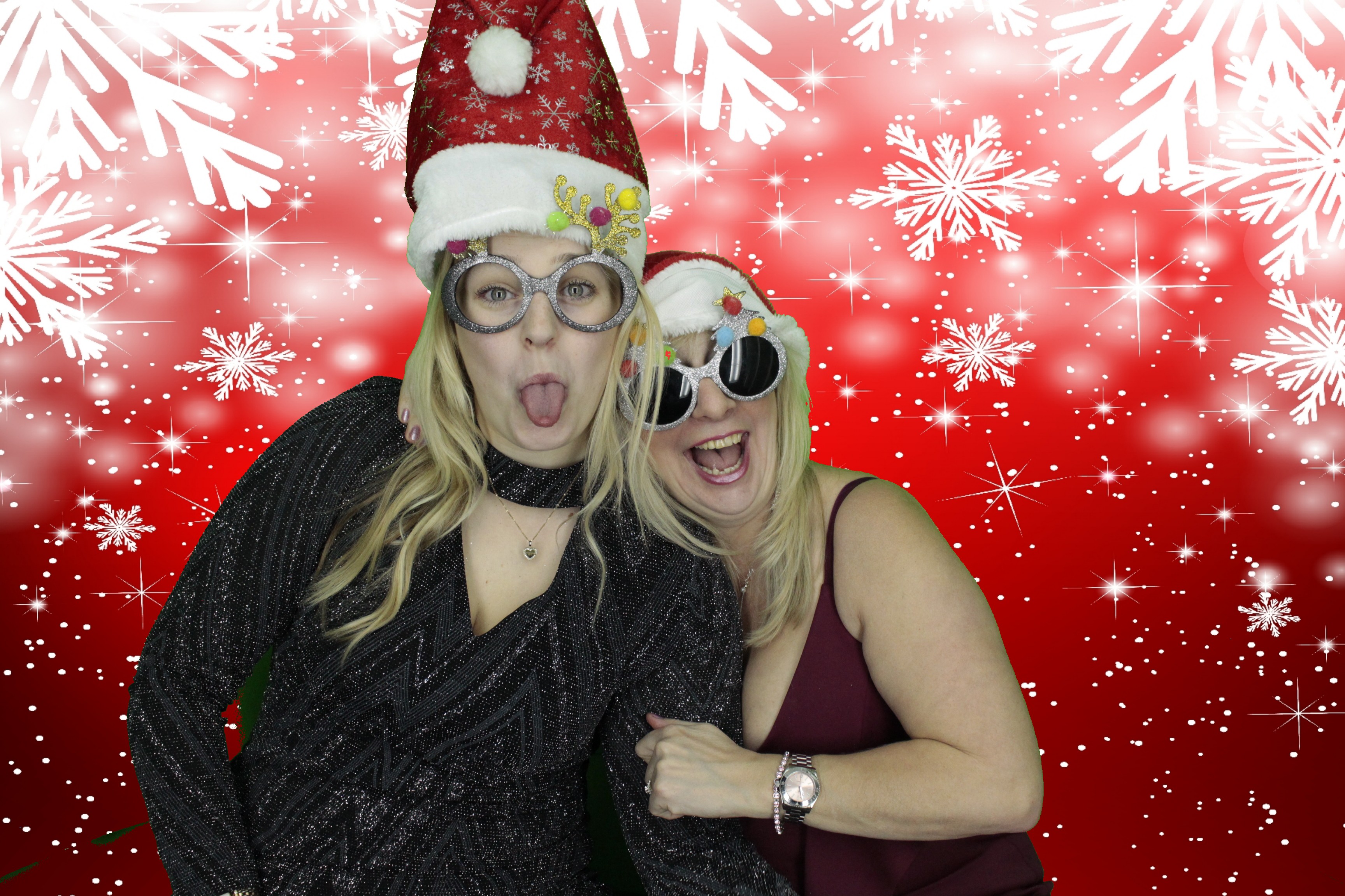 Silvermere Christmas Party | View more photos from the event at gallery.myphotoboothexperience.co.uk/u/MyPhotoBoothExperienceLtd/Silvermere-Christmas-Party-2